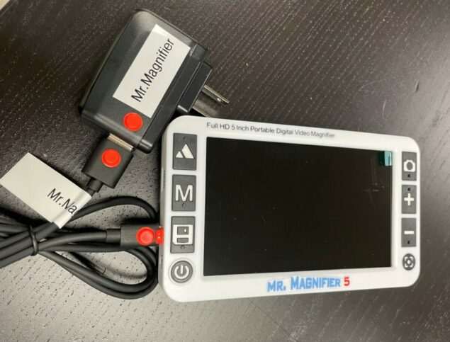 Mr Magnifier 5FHD - Labels and Tactile Bump Dots-2