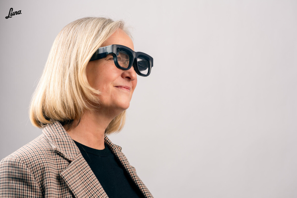 Image of a person wearing the Luna Glass
